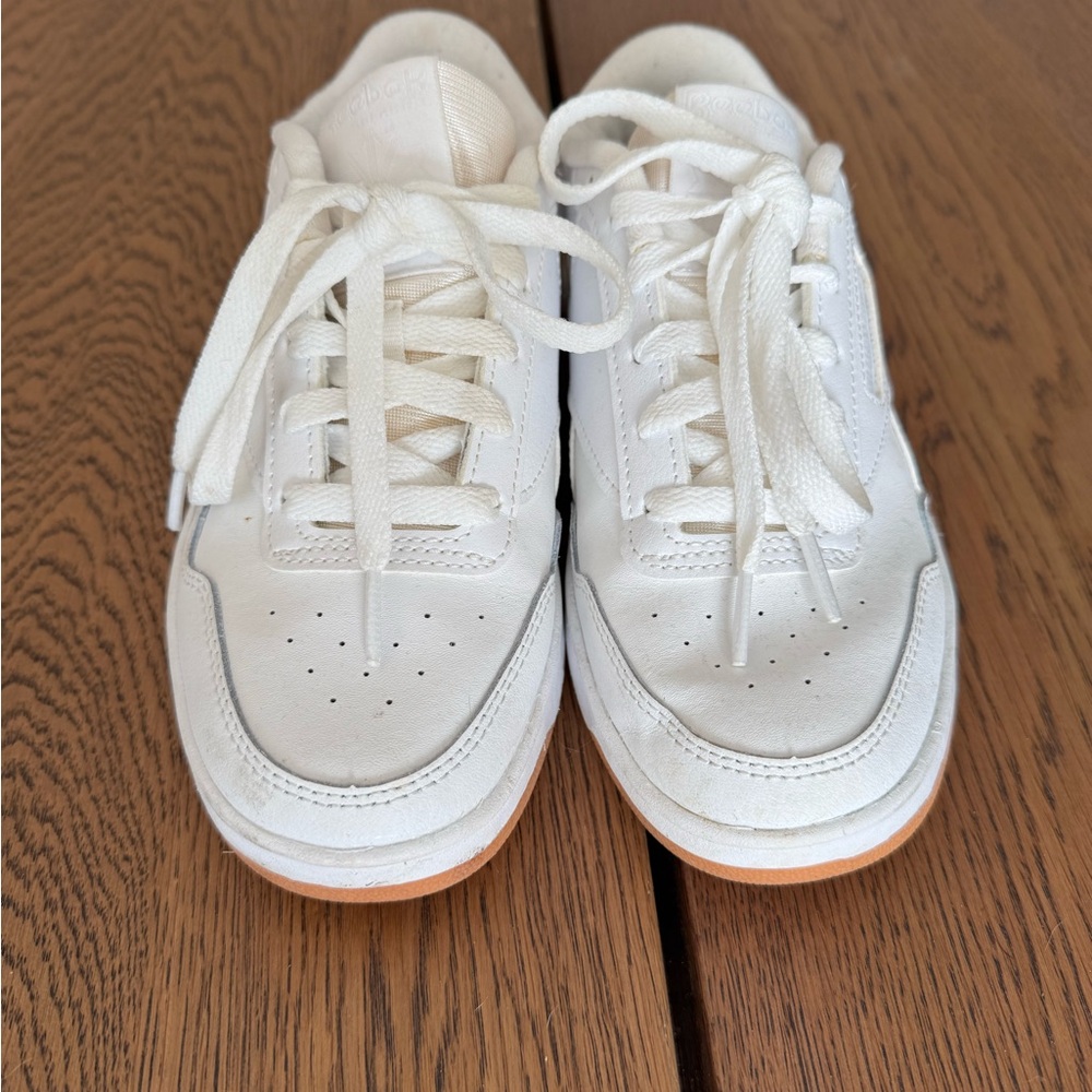 Reebok Women's Club MEMT Sneaker - Picture 2 of 6